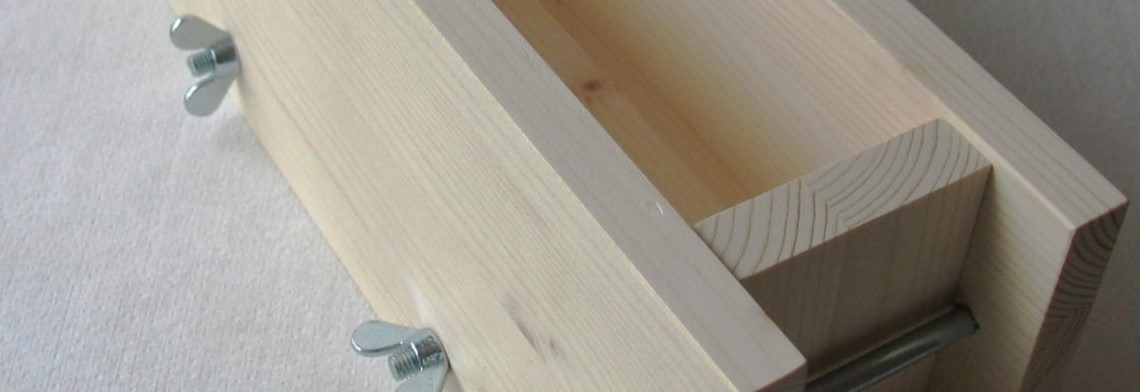 Seifenform aus Holz Seifenform aus Holz